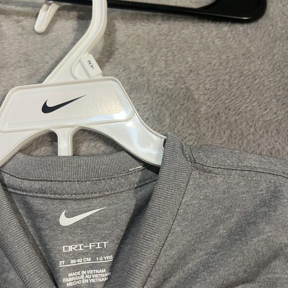 Nike Shirt Shorts Set Toddler Boys 2T Gray Black Dri-FIT Athletic Logo Outfit - Picture 3 of 4